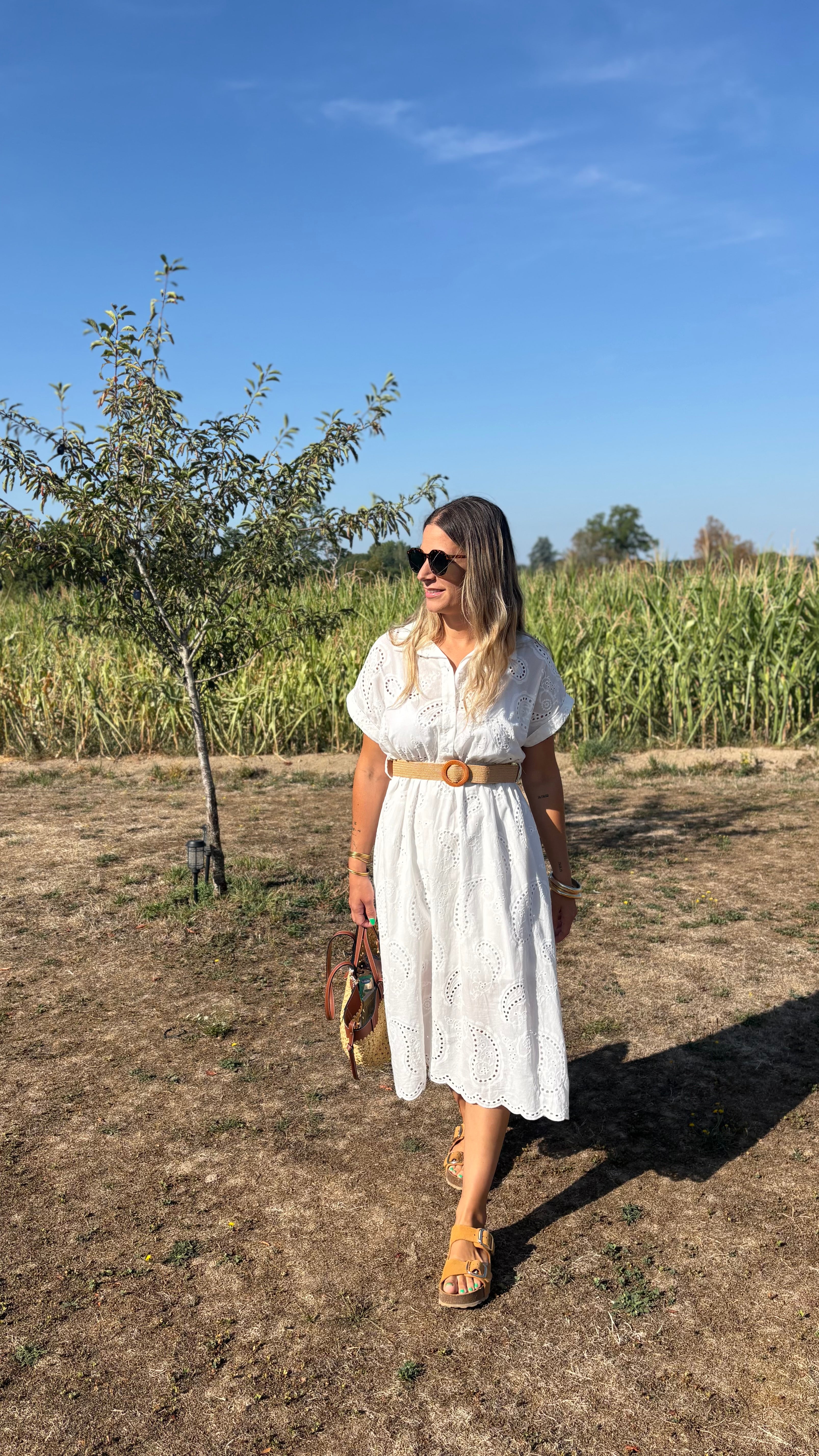 Robe broderie anglaise + ceinture