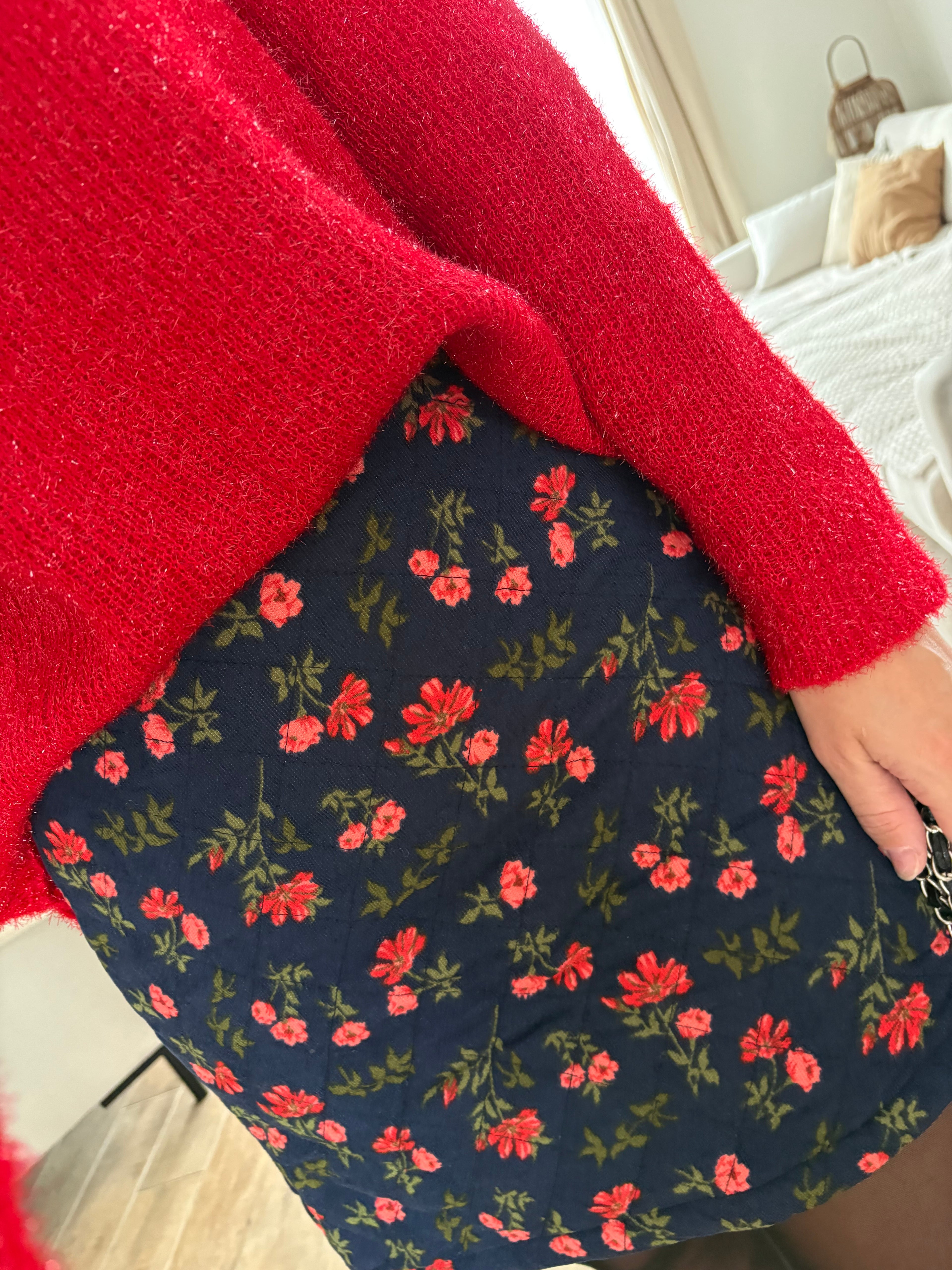 Pull rouge brillant